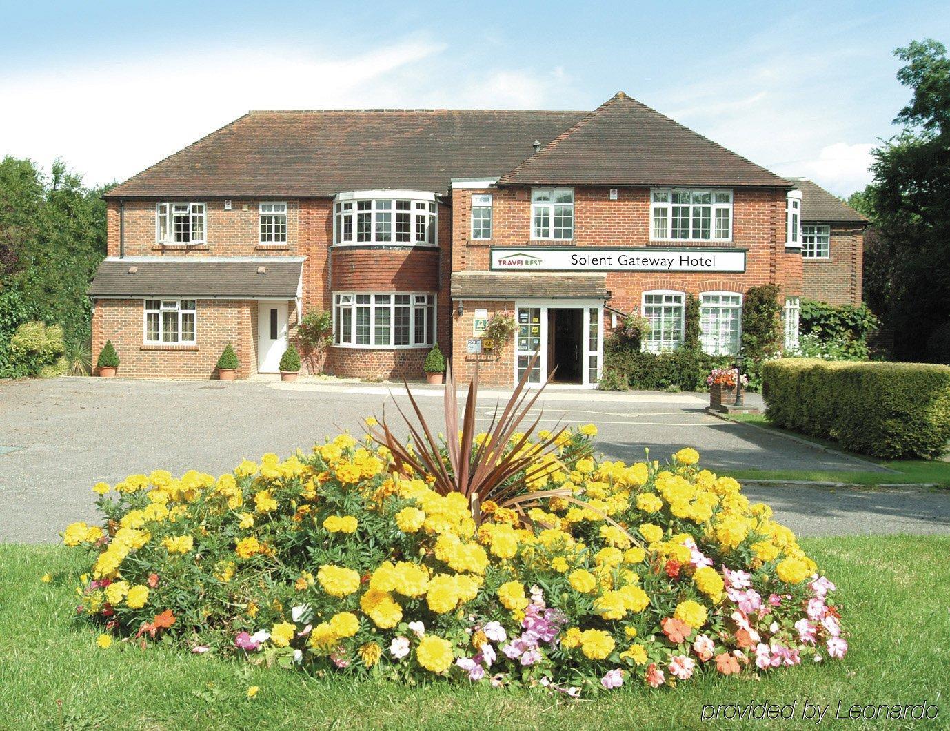 فندق Travelrest Fareham Solent Gateway المظهر الخارجي الصورة