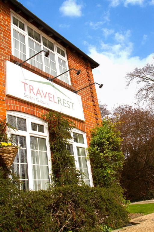 فندق Travelrest Fareham Solent Gateway المظهر الخارجي الصورة